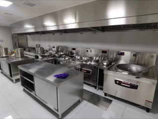 餐饮设备清单有哪些必备品类？