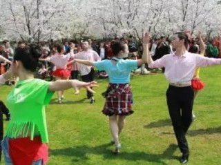 户外推广岗位职责具体包含哪些核心内容？