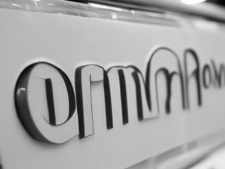 Omron是什么意思？