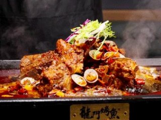 烤鱼必备调料与食材有哪些？