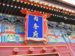 木匠岗位职责具体包含哪些核心工作内容？