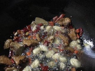 新疆火锅哪家强？地道风味有哪些？