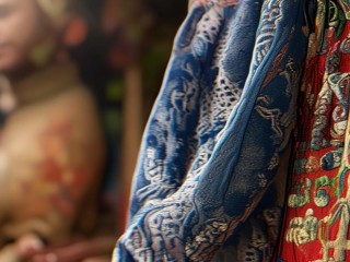 什么师衣服究竟指什么？