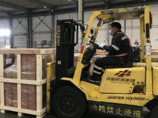 丽服仓储工资具体是多少？