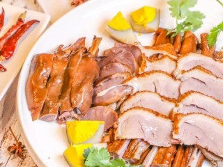 成都勾魂卤味哪家最正宗？