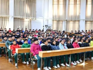 综合文稿岗位职责具体包含哪些核心内容？