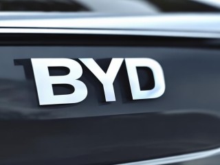比亚迪BYD的字母缩写究竟代表什么含义？