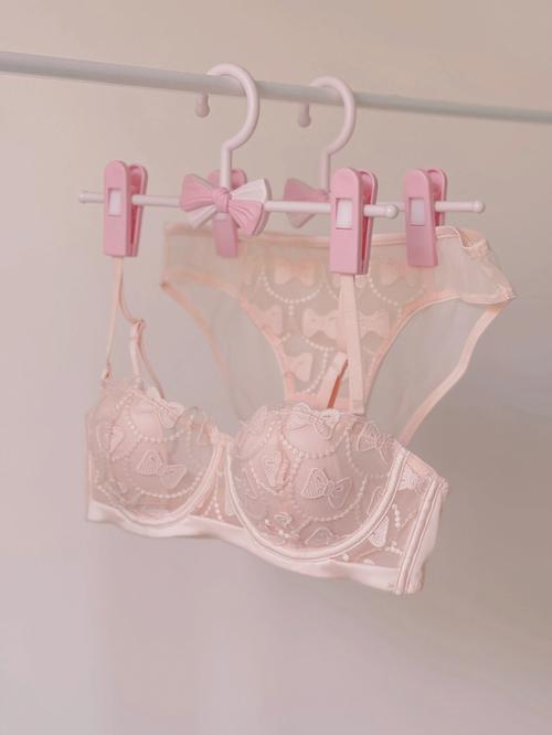 粉红丝带内衣有哪些