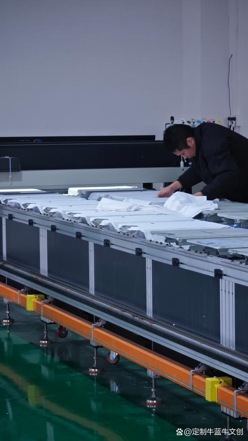 服装生产需要哪些机器