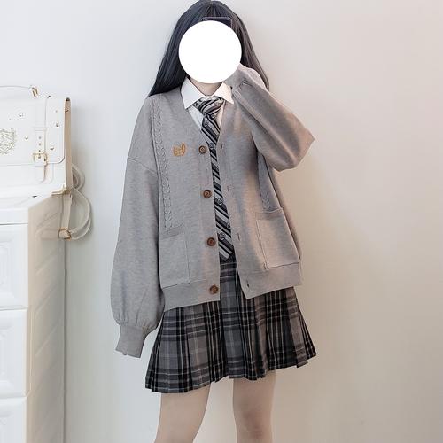 宝鸟制服有哪些