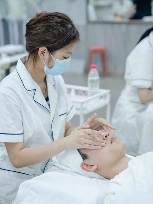 美容师培训哪些