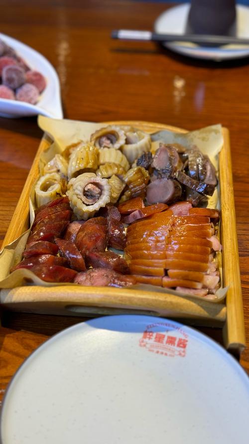 熟食拼盘包含哪些