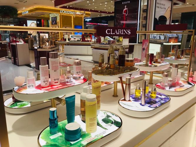 哪些店铺可以化妆