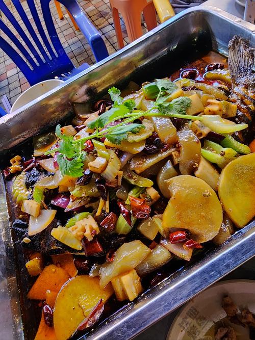 烤鱼可以配哪些