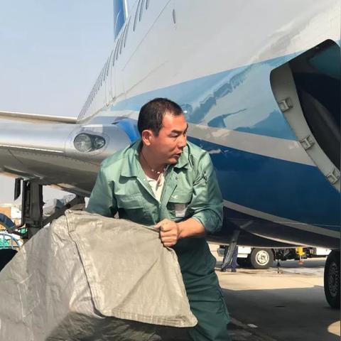 飞机装卸岗位职责