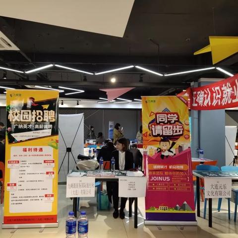 内勤文职岗位职责具体包括哪些核心内容？