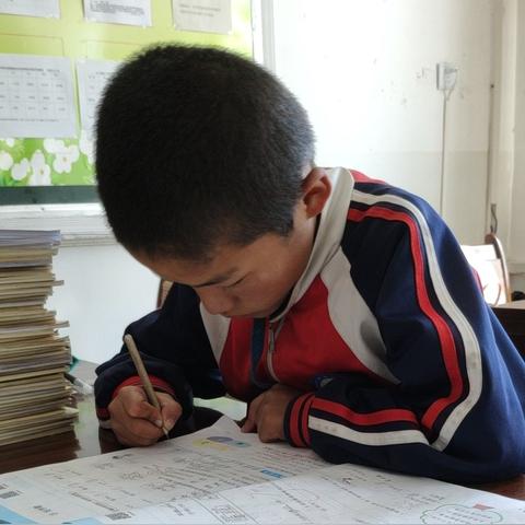 社区管理岗位职责具体包括哪些核心内容？