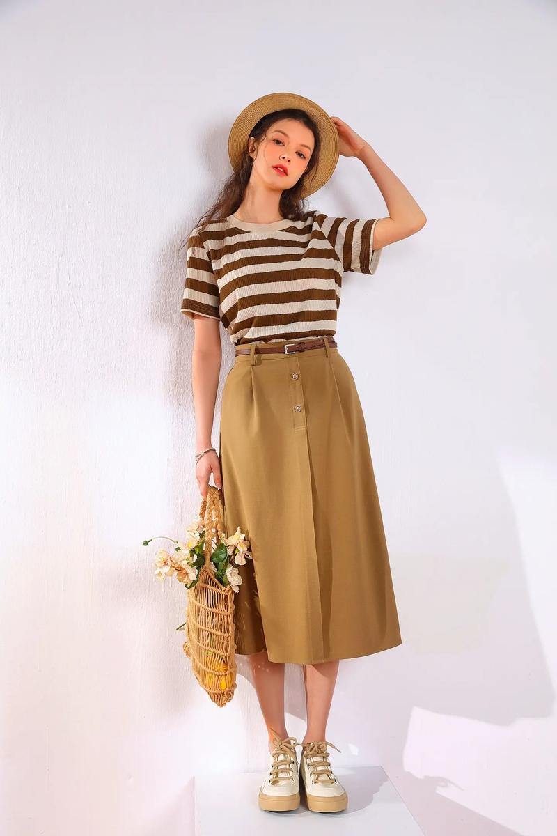 哪些女装比较文艺