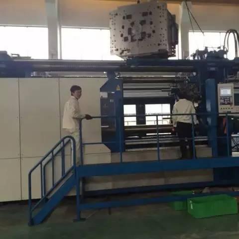 领班男宾具体要做什么? 领班男宾具体要做什么?