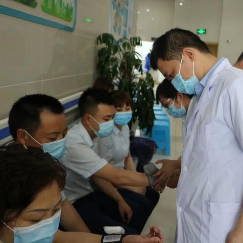 客服QQ岗位职责具体包含哪些核心工作？