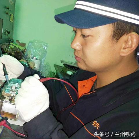 內钳工具体负责哪些核心工作职责？