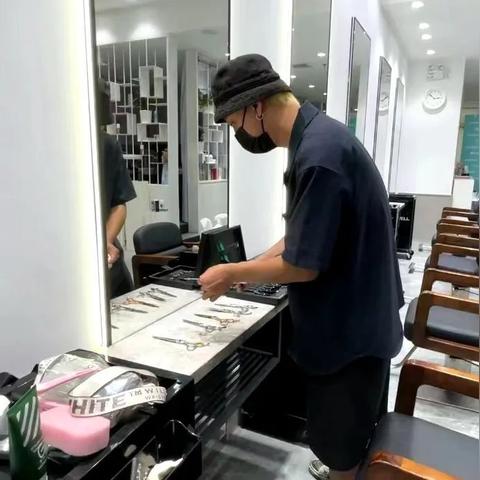 衣柜店长岗位职责具体有哪些核心任务？