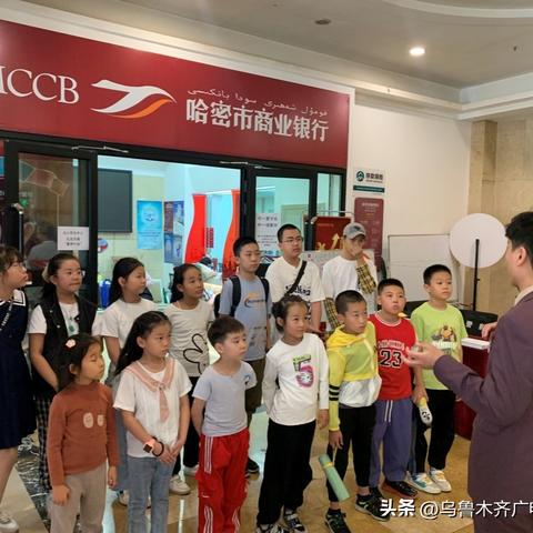 柜员岗位职责具体包含哪些核心内容？