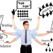 皮具店长岗位职责具体有哪些核心内容？