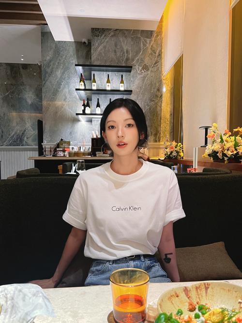 明星同款白t有哪些品牌