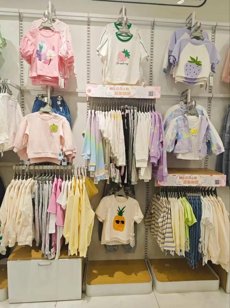 小学生衣服牌子有哪些