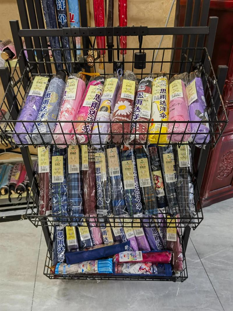 服装店用品有哪些东西