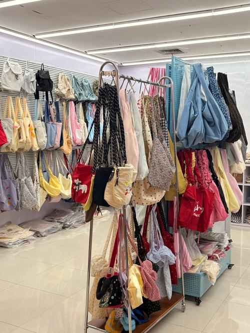 服装店用品有哪些东西