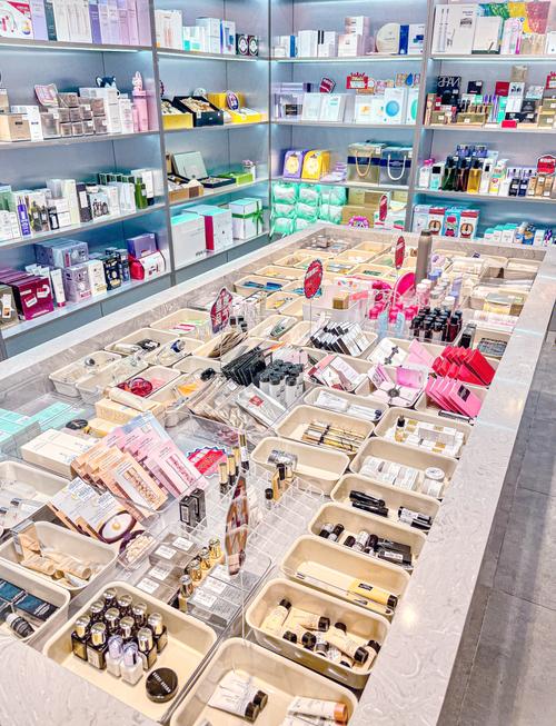 化妆品店有哪些东西