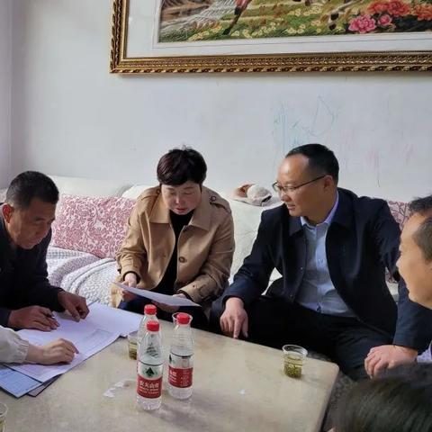 报表上报岗位职责具体包含哪些核心任务？