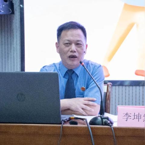 电信员工岗位职责具体有哪些? 电信员工岗位职责具体有哪些?