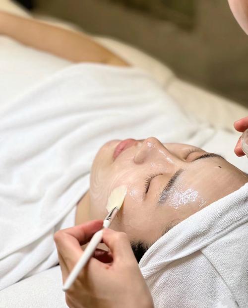 美容院脸部护理有哪些